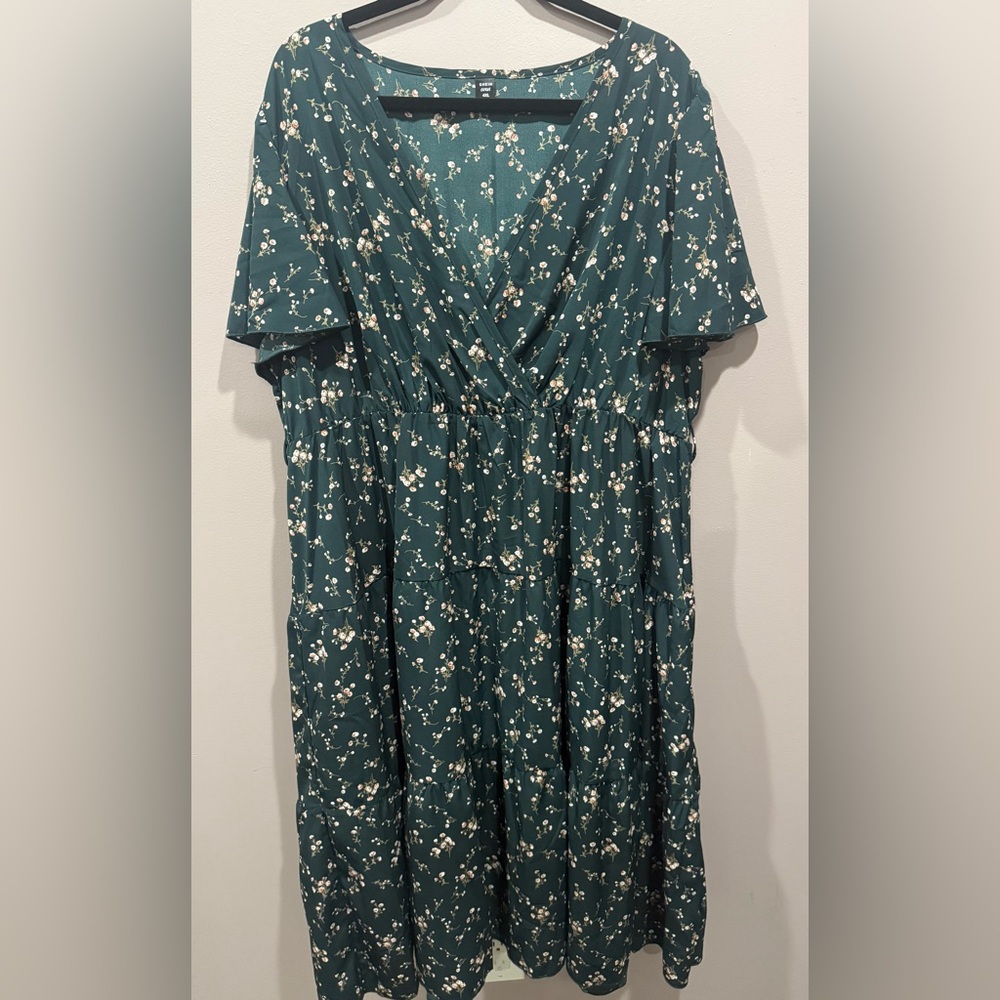 SHEIN Floral Green‎ Tiered Dress- NWOT